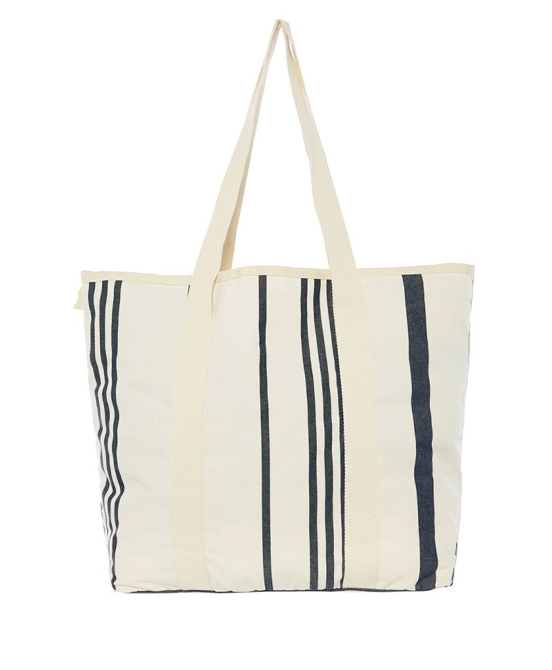 Hier abgebildet ist die Strandtasche Beach Bag in vintage black stripe von Business & Pleasure Co. – im RAUM concept store