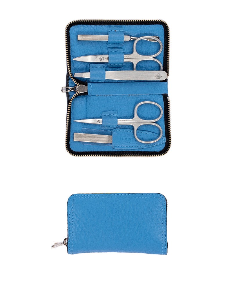 Das Produktbild zeigt das Chervo Manicure ZIP S – Maniküre-Etui Chervo Kalbleder in der Farbe royal blue – im Onlineshop RAUM concept store