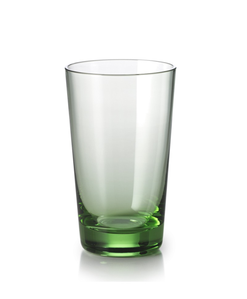 Hier abgebildet ist das Mundgeblasene Trinkglas Americano grün von Dibbern – im Onlineshop RAUM concept store
