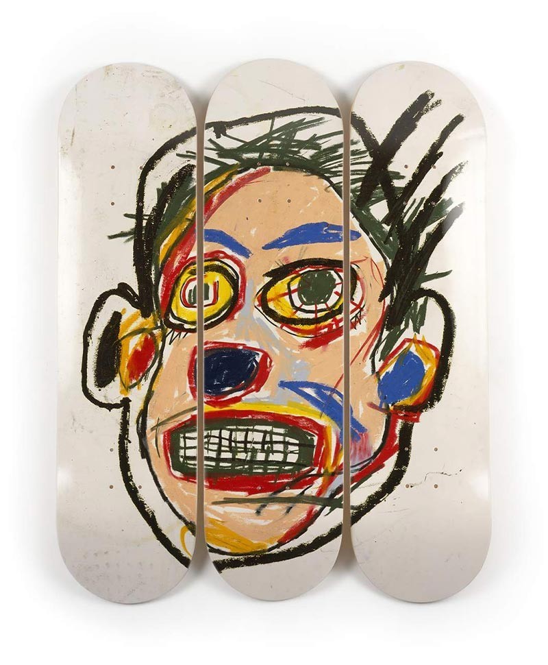 Dieses Produktbild zeigt das Skateboard Kunstobjekt x Jean-Michel Basquiat Untitled (Face) von The Skateroom im RAUM concept store.