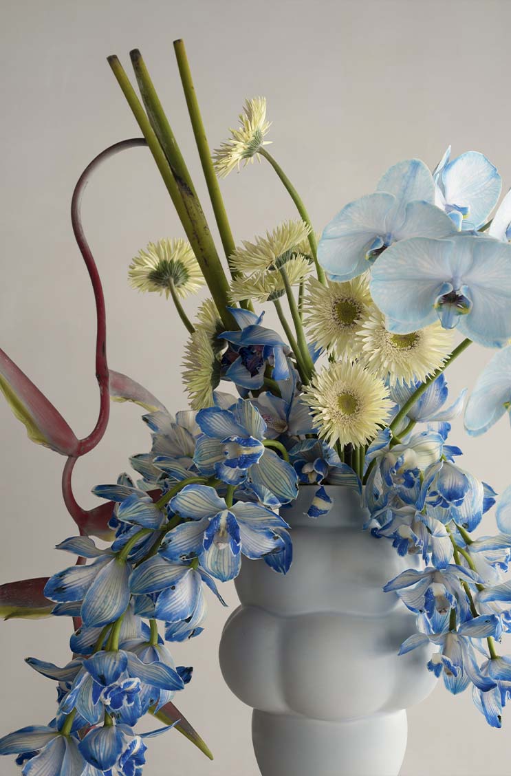 Hier sehen Sie ein Moodbild von der Kategorie Vasenshop - Louise Rose Balloon Vase - RAUM concept store Hier sehen Sie ein Moodbild von der Kategorie Vasenshop - Louise Rose Balloon Vase - RAUM concept store