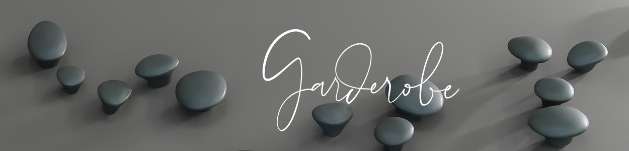 Hier abgebildet ein Banner für die Kategorie Garderobe - RAUM concept store
