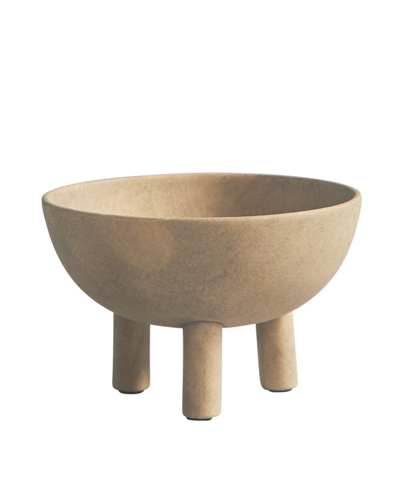 Hier abgebildet ist die Duck Bowl groß in sand von 101 Copenhagen – im Onlineshop RAUM concept store
