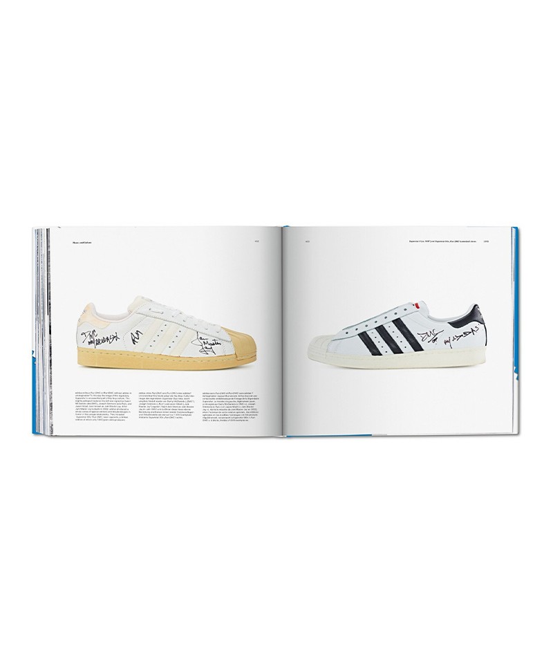 Hier sehen Sie: The adidas Archive. The Footwear Collection%byManufacturer%