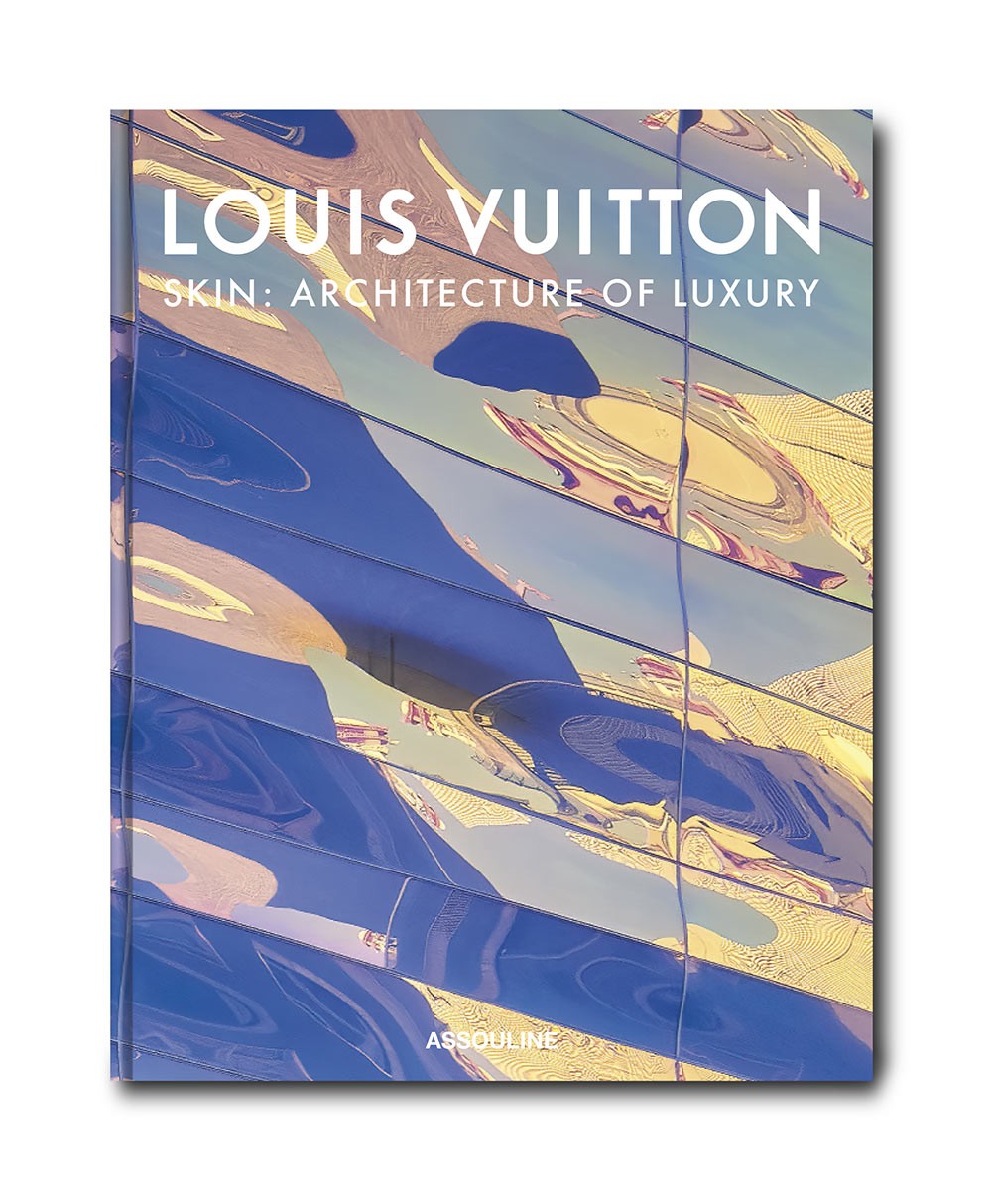 Cover in der Tokio Edition des Bildband Louis Vuitton aus der Skin Kollektion von Assouline im RAUM concept store