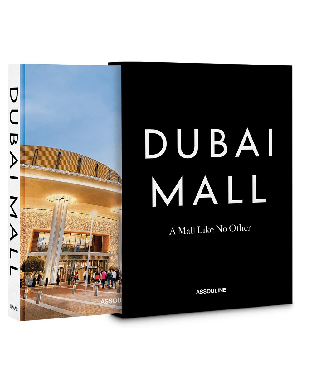 Verpackung des Coffee Table Books „Dubai Mall“ von Assouline im RAUM concept store 
