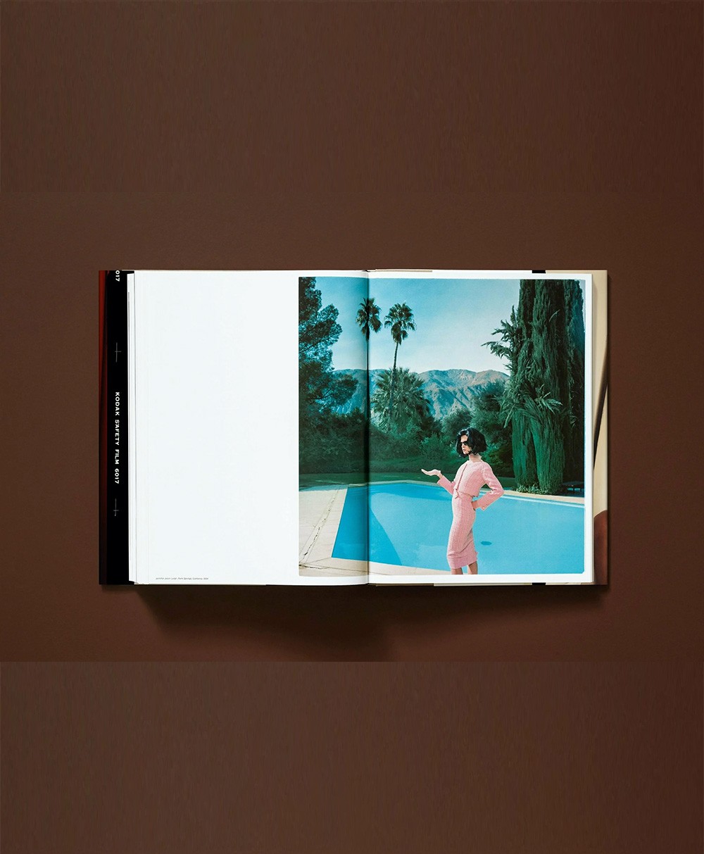 Hier abgebildet ein Bild zu dem Bildband von Annie Leibovitz - Taschen Verlag - RAUM concept store