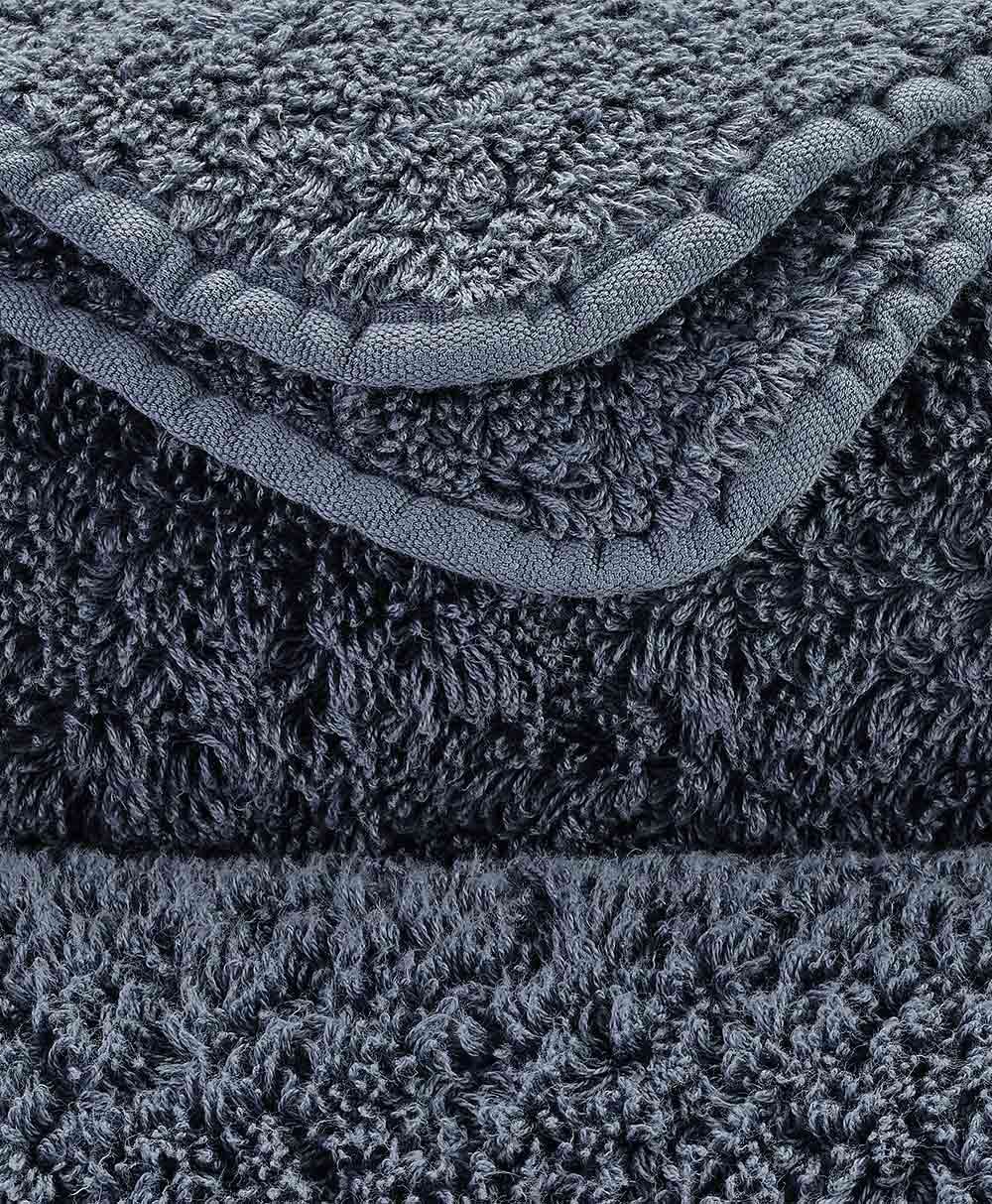 Detailbild des Handtuch Super Pile aus ägyptischer Baumwolle der Marke Abyss & Habidecor im RAUM concept store