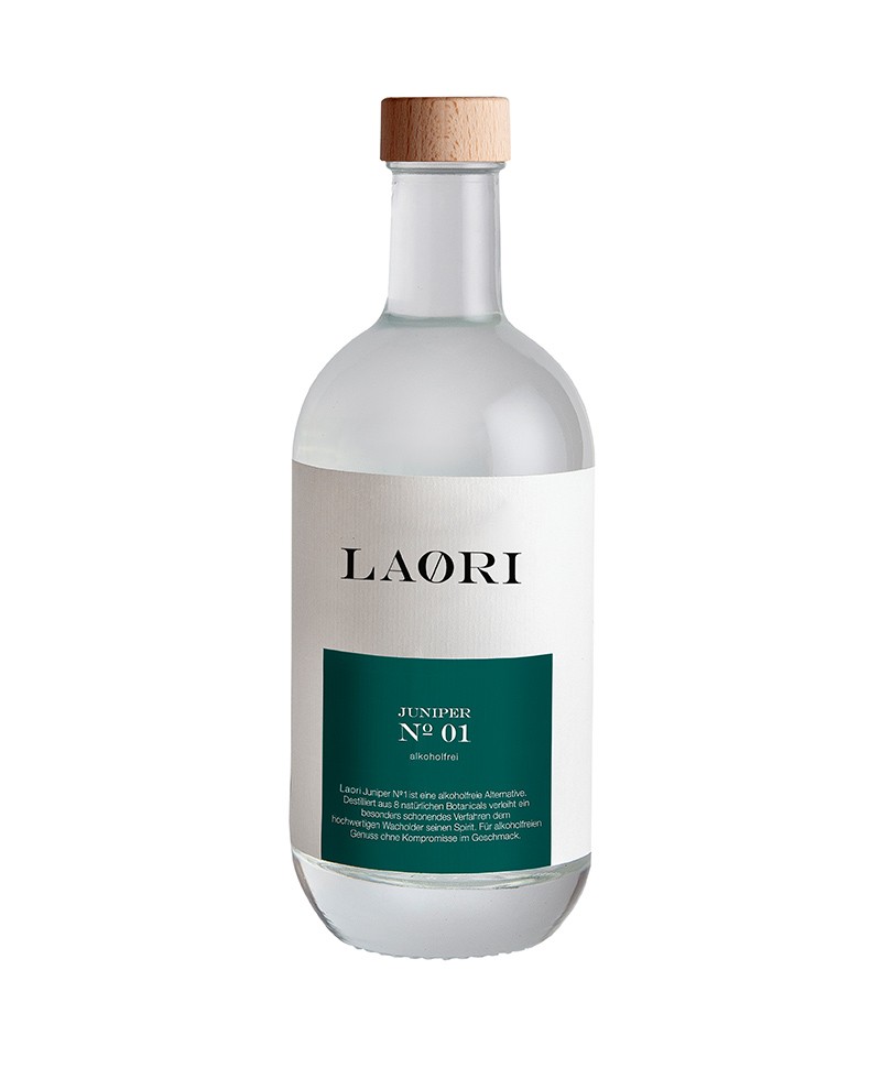 Hier sehen Sie: Alkoholfreie Alternative zu Gin – Juniper No. 1 von LAØRI