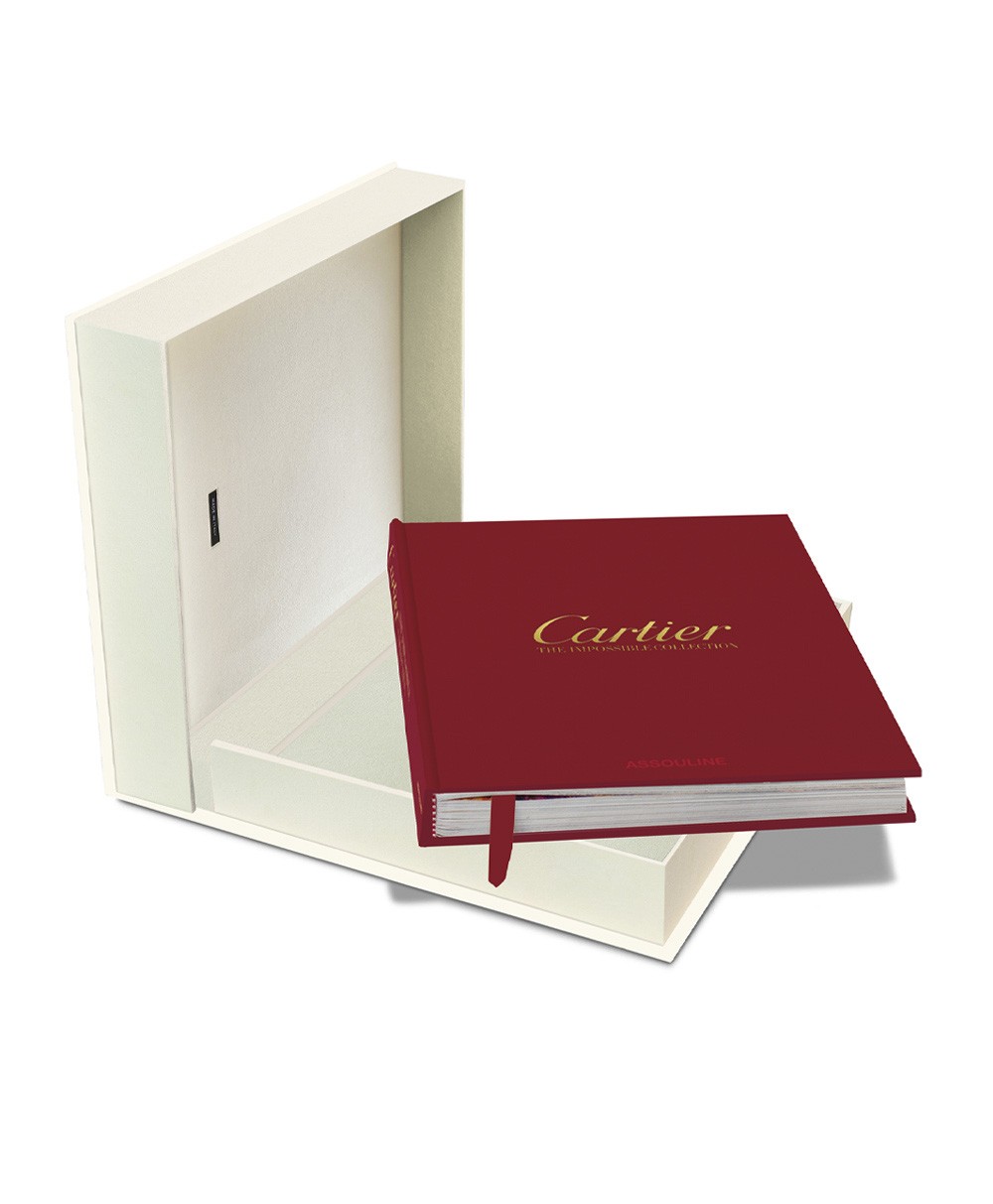Verpackung des Bildbands „Cartier: The Impossible Collection“ von Assouline im RAUM concept store 