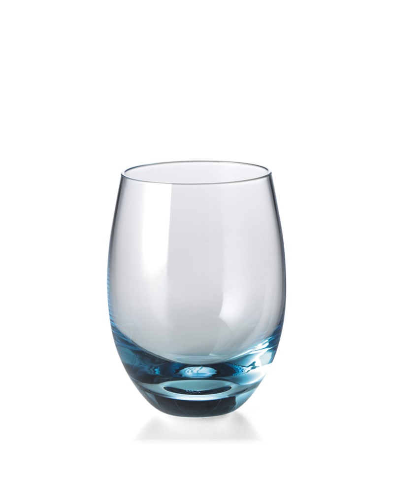 Hier abgebildet ist das Mundgeblasenes Trinkglas Solid Color 0,25L aqua von Dibbern – im Onlineshop RAUM concept store
