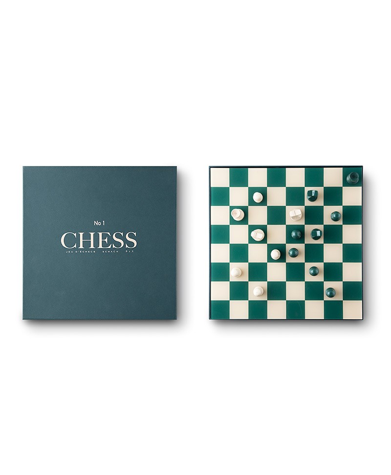 Hier sehen Sie: No. 1 Classic Chess - Coffee Table Games von Printworks