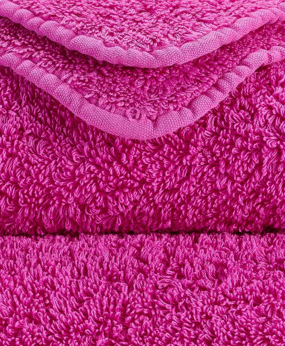 Detailbild des Handtuch Super Pile aus ägyptischer Baumwolle der Marke Abyss & Habidecor im RAUM concept store