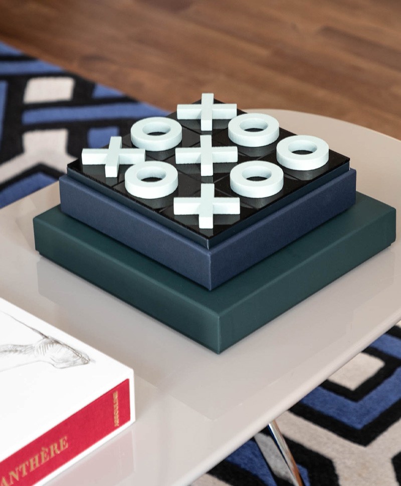 Hier sehen Sie: No. 6 Tic Tac Toe – Coffee Table Games%byManufacturer%