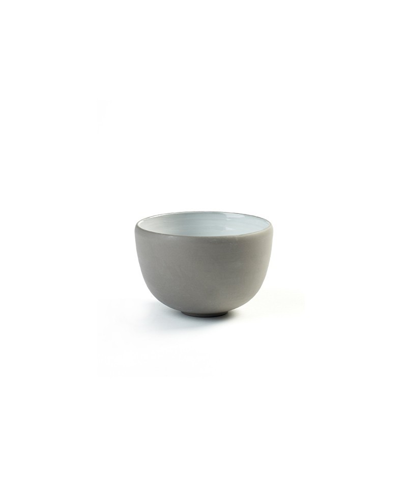 Hier sehen Sie die Bowl in S von der Marke Serax aus der DUSK Kollektion – im Onlineshop RAUM concept store