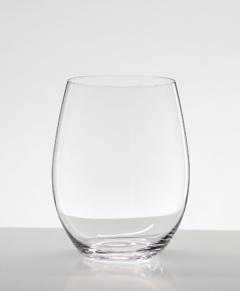 Hier abgebildet ein Weinglas der O-Serie von Riedel - RAUM concept store