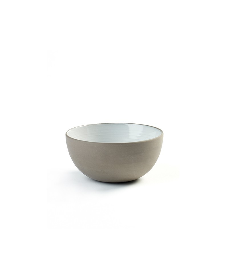 Hier sehen Sie die Bowl in M von der Marke Serax aus der DUSK Kollektion – im Onlineshop RAUM concept store