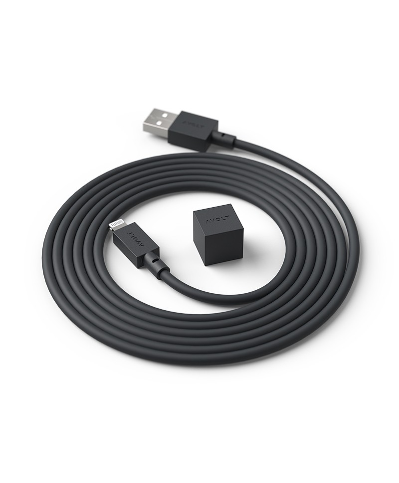 Hier abgebildet ist ein Cable 1 von Avolt in Stockholm Black – im Onlineshop RAUM concept store