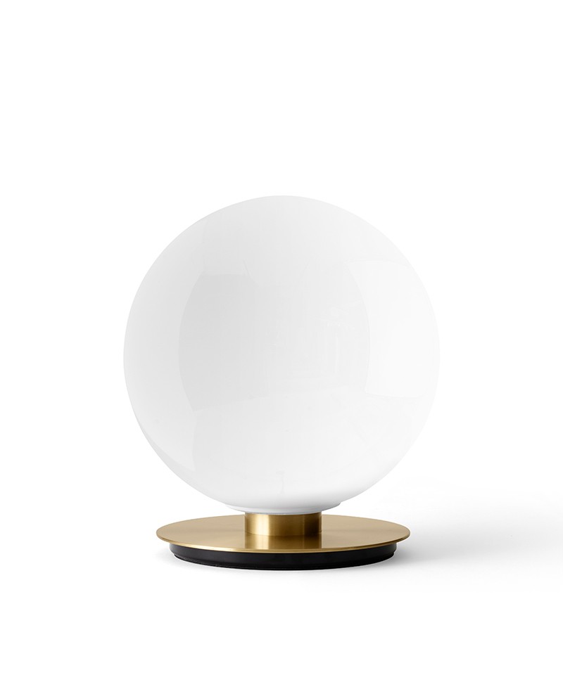 Hier sehen Sie: Tisch-/ Wandlampe TR Bulb, Table/Wall Lamp von Menu Design