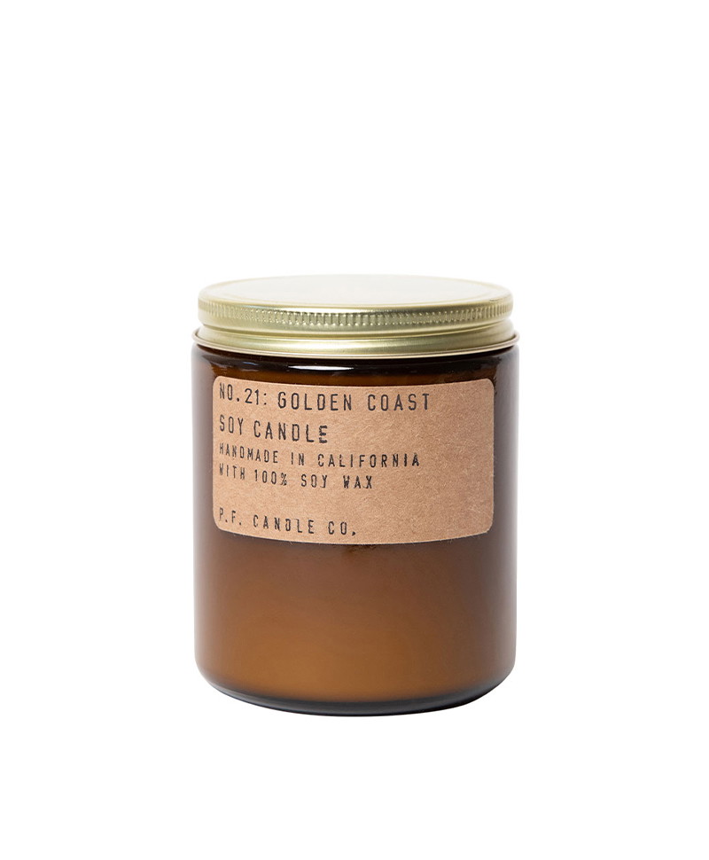 Duftkerze aus Sojawachs von P.F. Candle Co. Hier sehen Sie: Duftkerze aus Sojawachs von P.F. Candle Co.