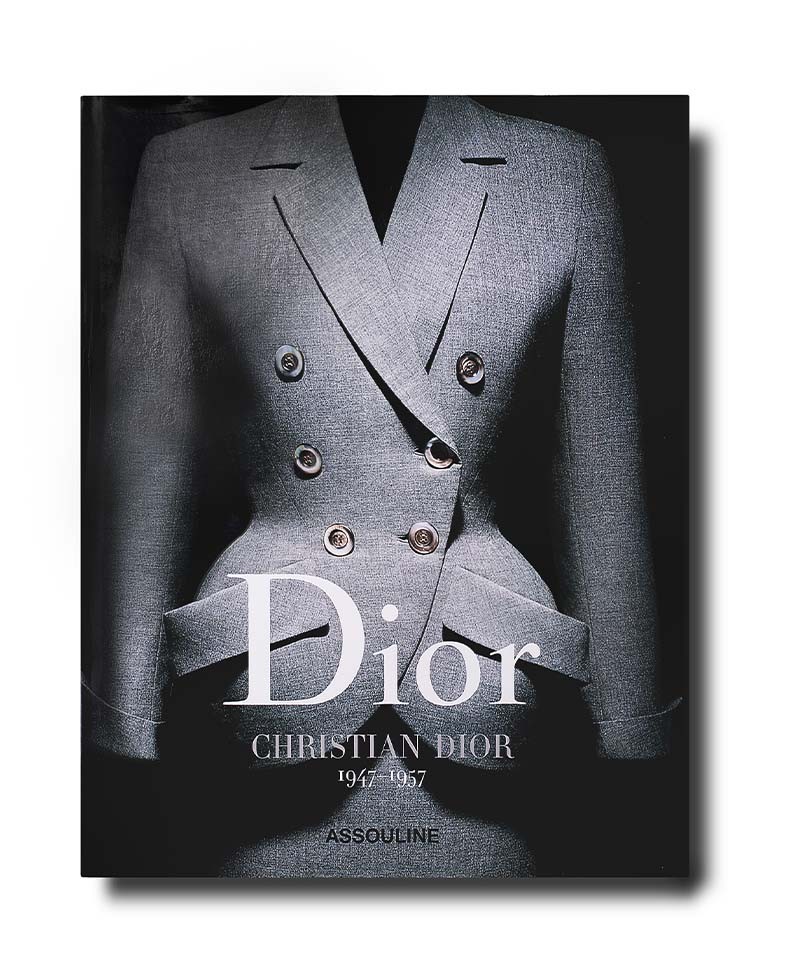 Hier sehen Sie ein Foto  vom Bildband Dior by Christian Dior von Assouline im RAUM concept store
