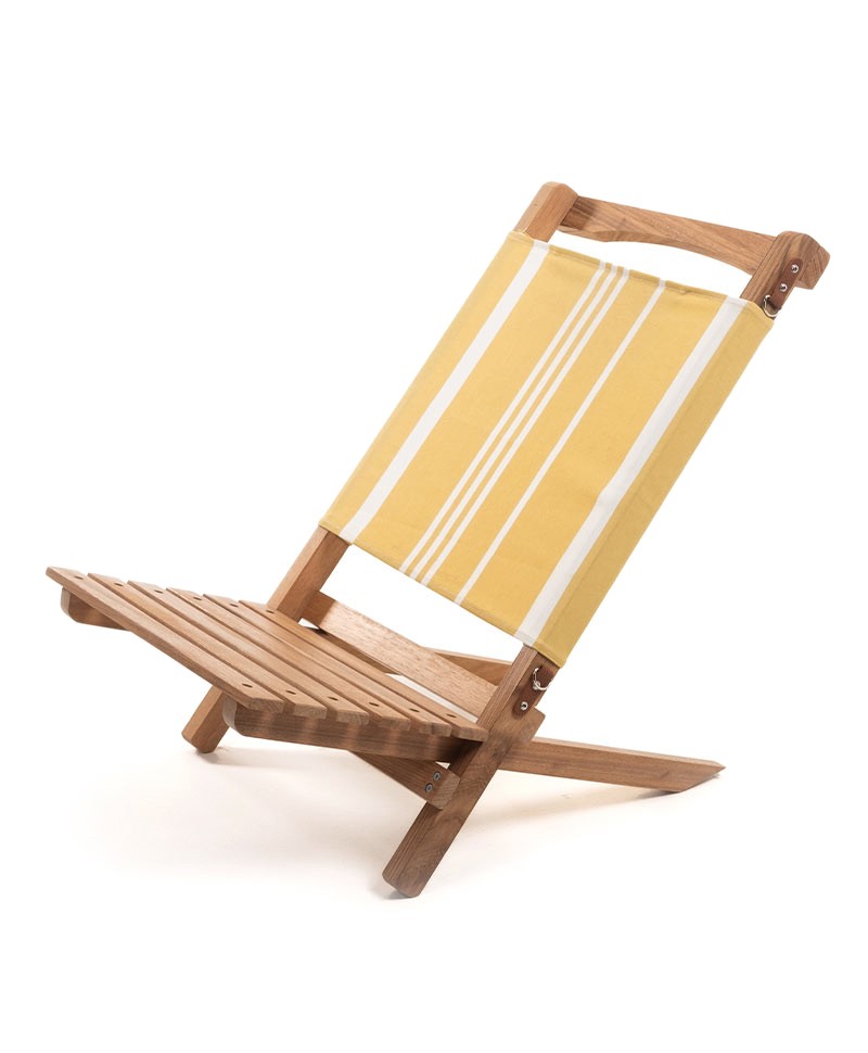 Hier abgebildet ist der The 2-Piece Chair in vintage yellow stripe von Business & Pleasure Co. – im RAUM concept store