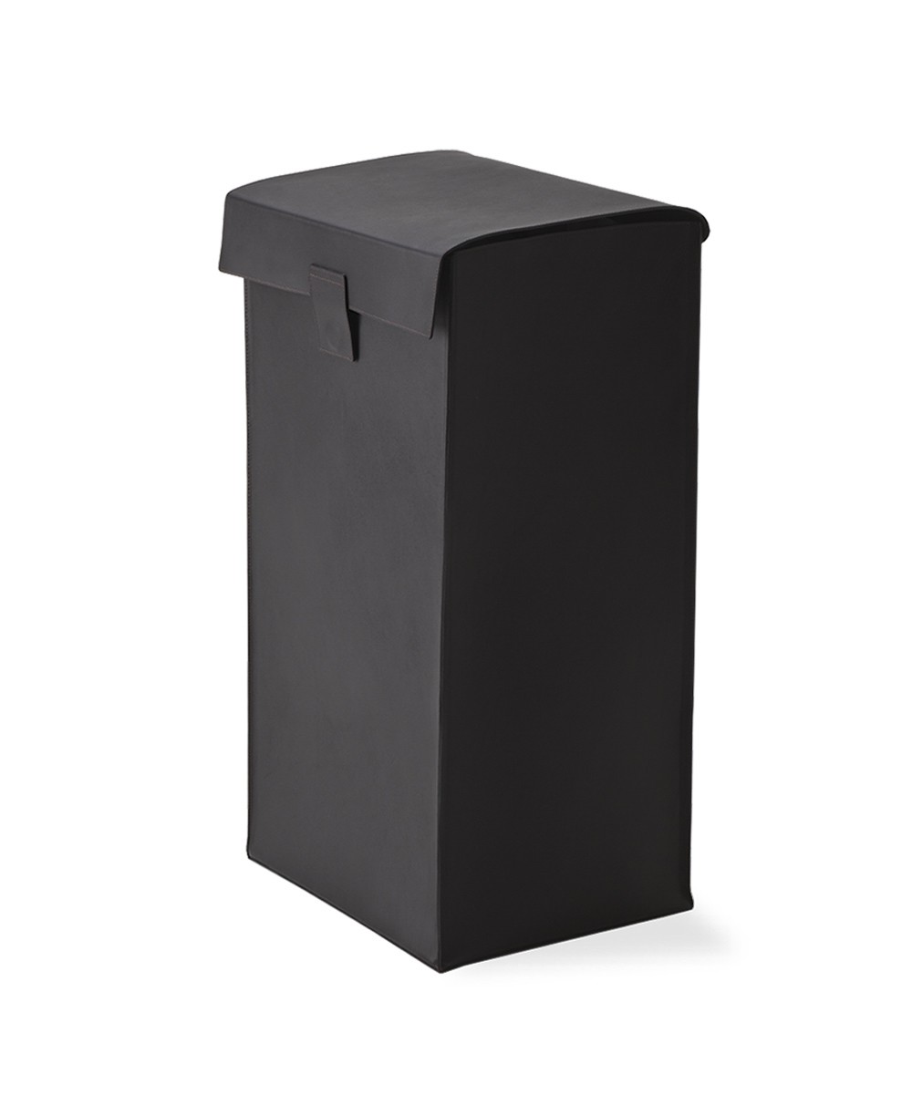 Hier abgebildet ist ein Wäschebehälter von Decor Walther – im Onlineshop RAUM concept store