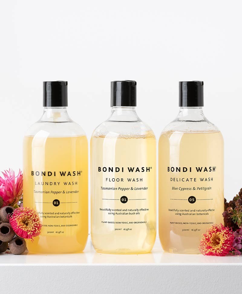 Dieses Moodbild zeigt Produkte der Marke Bondi Wash im RAUM concept store.