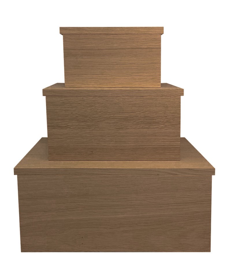 Box aus Eichenholz mit Deckel von Raumgestalt