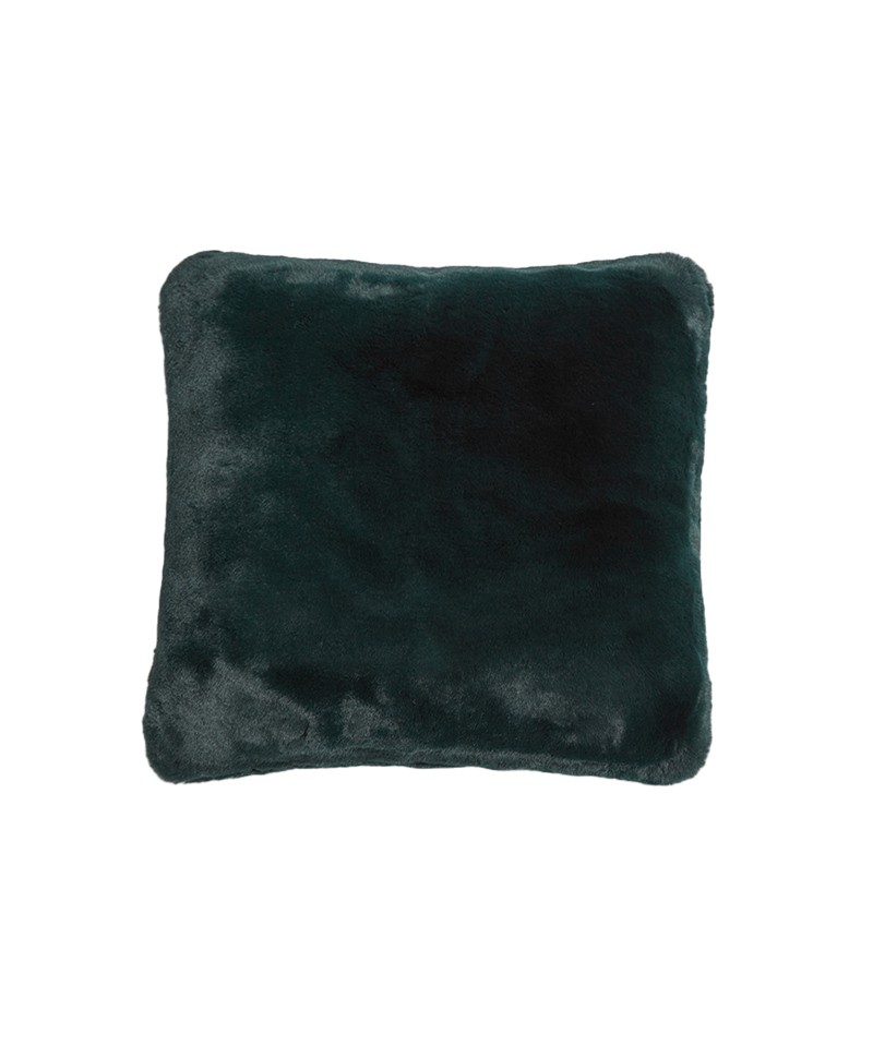 Das Produktfoto zeigt das Kissen Brenn aus Kunstfell von der Marke Apparis in der Farbe emerald green – im Onlineshop RAUM concept store