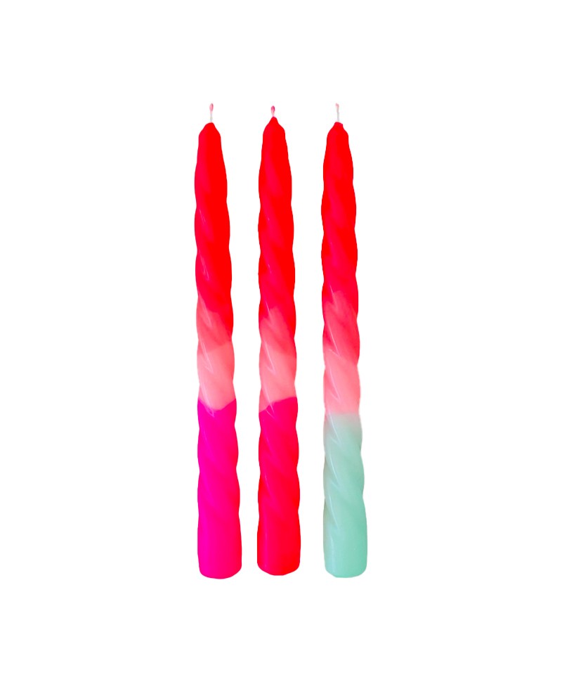 Hier sehen Sie das Produktbild der Dip Dye Twisted Kerzen Set von Pink Stories in der Farbe ice Cream – RAUM concept store