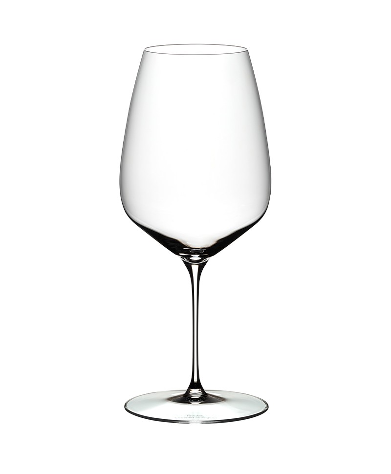 Hier abgebildet ein Weinglas von Riedel - RAUM concept store