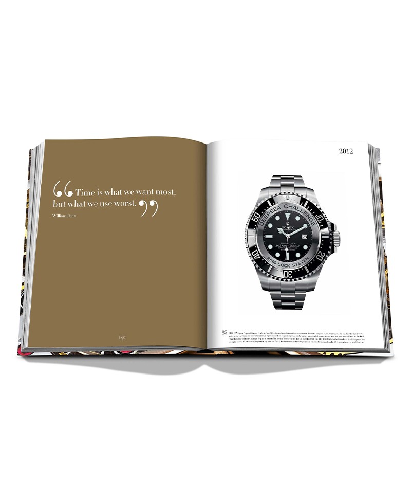 Einblick in den Bildband Impossible Collection of  Watches (2nd Edition)  von Assouline – im Onlineshop RAUM concept store
