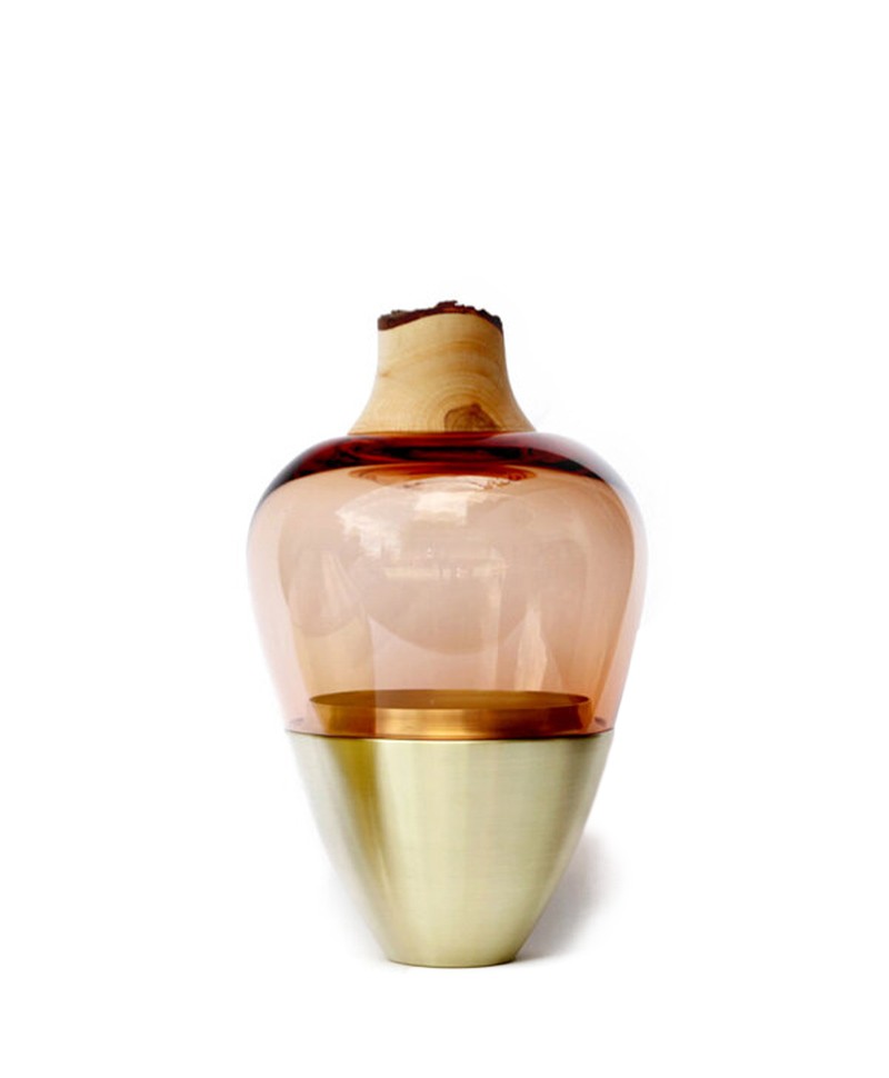 Hier sehen Sie ein Foto von Vase India 1 Peach von Utopia & Utility