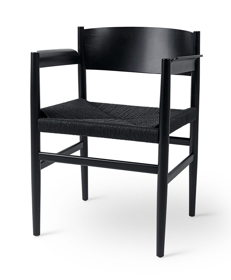 Mater Nestor - Stuhl aus zertifiziertem Holz at RAUM concept store