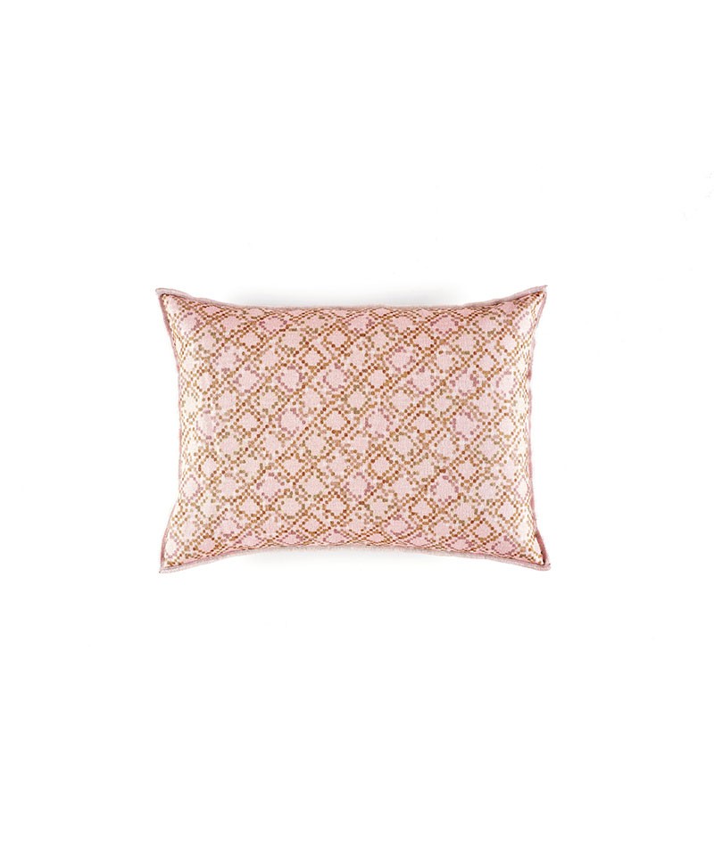 Hier sehen Sie ein Produktfoto des Chenille-Kissen Pampilles in der Farbe rose poudre
