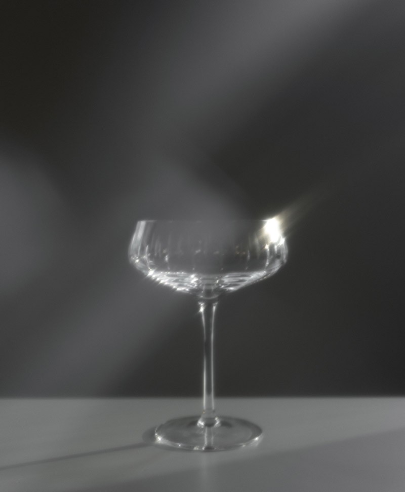 Hier sehen Sie: Champagne Coupe%byManufacturer%