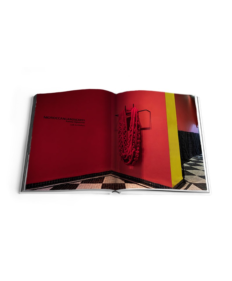 Hier sehen Sie die Innenansicht des Bildband The Art Library: Discovering Arab Artists von Rizzoli New York – im Onlineshop RAUM concept store Hier sehen Sie die Innenansicht des Bildband The Art Library: Discovering Arab Artists von Rizzoli New York – im Onlineshop RAUM concept store