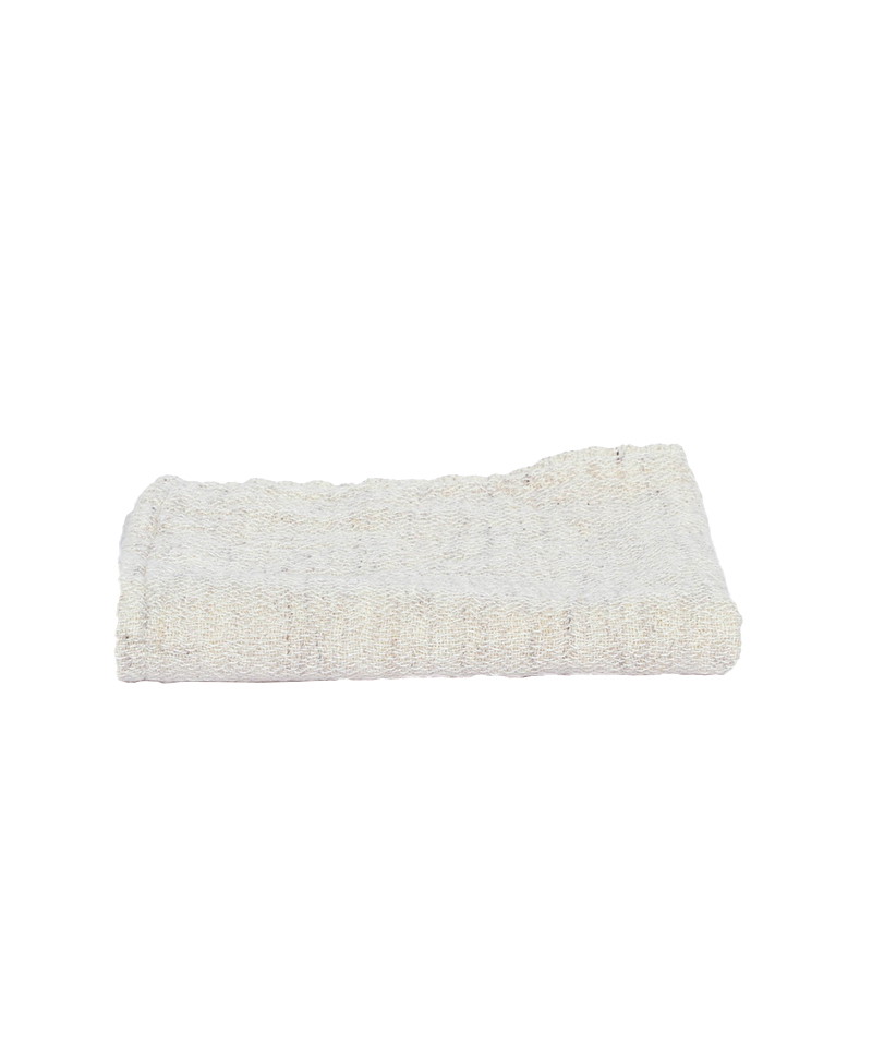 Hier abgebildet ist das Japanische Handtuch-Claire in cream von Kenkawai – im RAUM concept store Hier abgebildet ist das Japanische Handtuch-Claire in cream von Kenkawai – im RAUM concept store