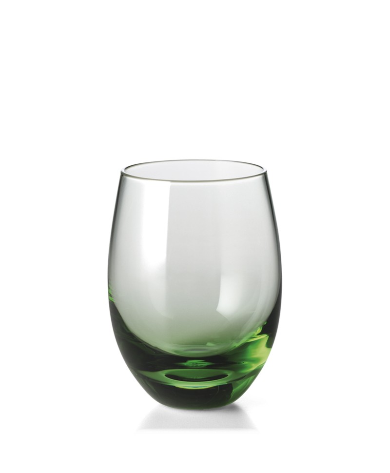 Hier abgebildet ist das Mundgeblasenes Trinkglas Solid Color 0,25L grün von Dibbern – im Onlineshop RAUM concept store
