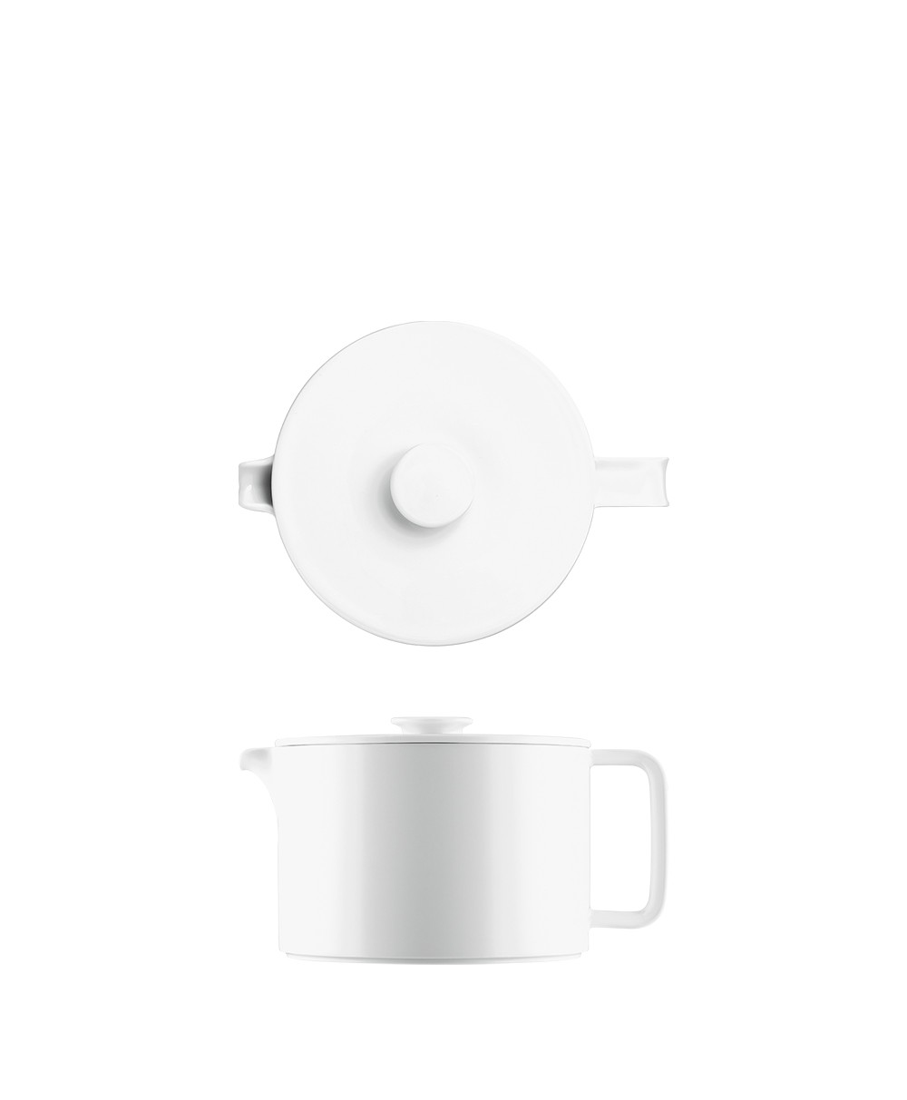 Hier abgebildet die kleine Teekanne mit Sieb der Serie Datum von Fürstenberg - RAUM concept store