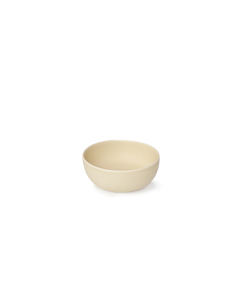 Hier sehen Sie: Bowls - Handgemachtes Porzellan KAYA von MAOMI Interior und Design