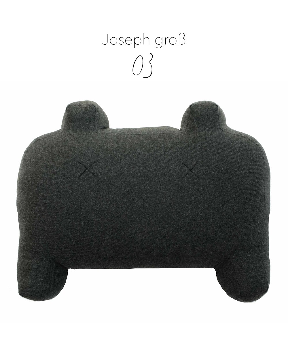 Produktbild des "Monster Joseph groß" in schwarz des Herstellers LPJ im RAUM Conceptstore