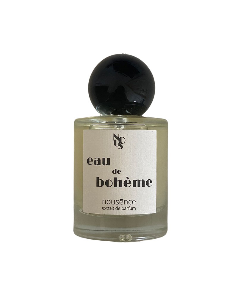 Dieses Produktbild zeigt das Parfum Eau de Boheme von Nousence im RAUM concept store.
